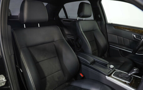 Mercedes-Benz E-Класс, 2010 год, 1 399 000 рублей, 22 фотография