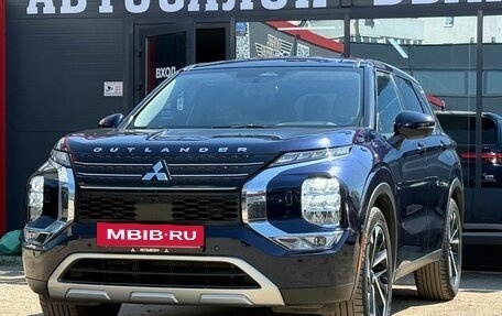 Mitsubishi Outlander, 2022 год, 3 510 000 рублей, 5 фотография