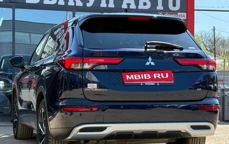 Mitsubishi Outlander, 2022 год, 3 510 000 рублей, 9 фотография