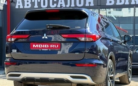 Mitsubishi Outlander, 2022 год, 3 510 000 рублей, 11 фотография