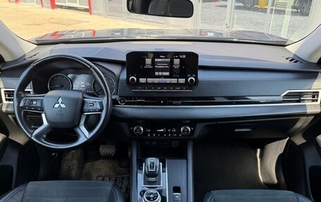 Mitsubishi Outlander, 2022 год, 3 510 000 рублей, 27 фотография