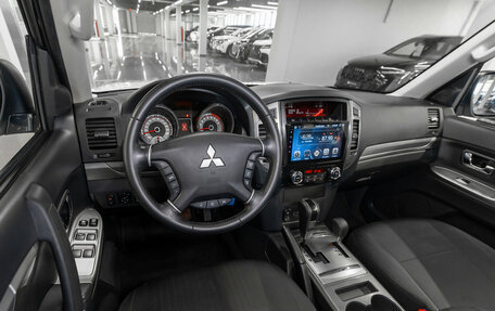 Mitsubishi Pajero IV, 2021 год, 3 790 000 рублей, 7 фотография