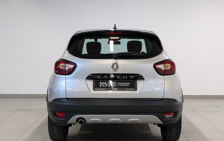 Renault Kaptur I рестайлинг, 2021 год, 1 750 000 рублей, 6 фотография