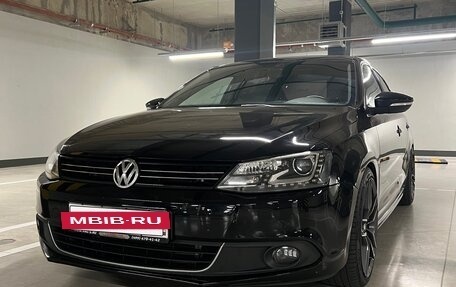 Volkswagen Jetta VI, 2014 год, 1 950 000 рублей, 3 фотография