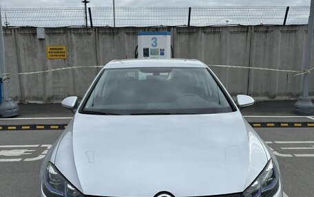 Volkswagen Golf VII, 2019 год, 2 389 000 рублей, 2 фотография