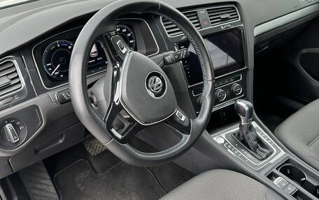 Volkswagen Golf VII, 2019 год, 2 389 000 рублей, 9 фотография