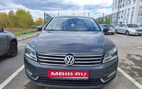 Volkswagen Passat B7, 2012 год, 1 185 000 рублей, 2 фотография