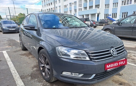 Volkswagen Passat B7, 2012 год, 1 185 000 рублей, 3 фотография