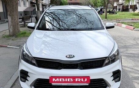KIA Rio IV, 2021 год, 1 600 000 рублей, 2 фотография