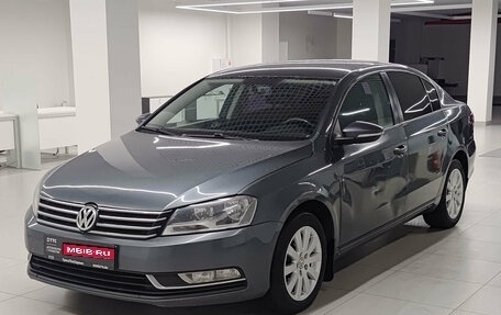 Volkswagen Passat B7, 2013 год, 880 000 рублей, 1 фотография