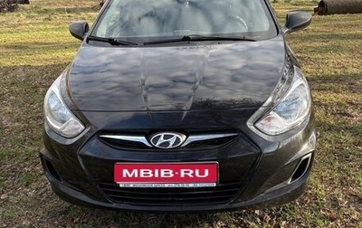 Hyundai Solaris II рестайлинг, 2013 год, 690 000 рублей, 1 фотография