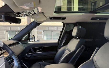Land Rover Range Rover IV рестайлинг, 2023 год, 14 990 000 рублей, 10 фотография