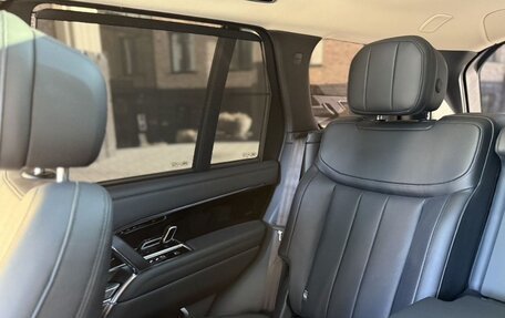 Land Rover Range Rover IV рестайлинг, 2023 год, 14 990 000 рублей, 11 фотография
