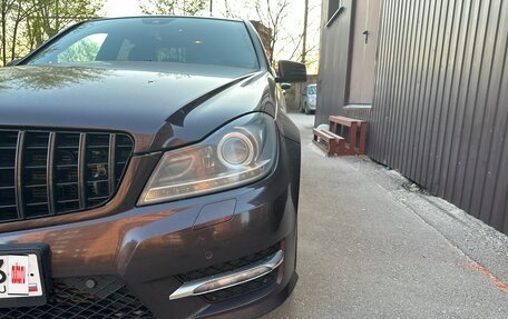 Mercedes-Benz C-Класс, 2011 год, 1 350 000 рублей, 6 фотография