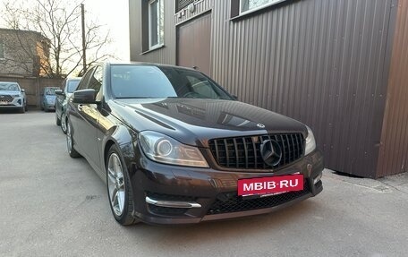 Mercedes-Benz C-Класс, 2011 год, 1 350 000 рублей, 7 фотография
