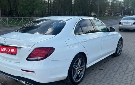 Mercedes-Benz E-Класс, 2020 год, 4 055 000 рублей, 4 фотография