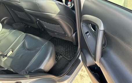 Toyota RAV4, 2011 год, 1 440 000 рублей, 14 фотография