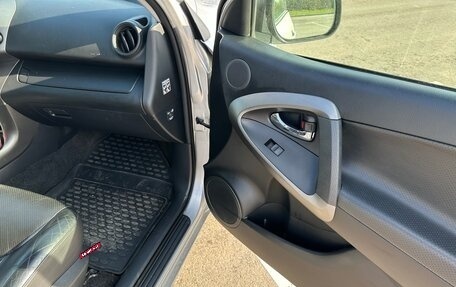 Toyota RAV4, 2011 год, 1 440 000 рублей, 15 фотография