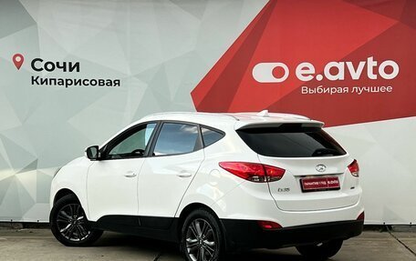 Hyundai ix35 I рестайлинг, 2015 год, 1 500 000 рублей, 4 фотография