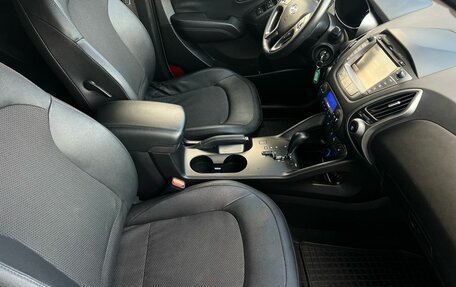 Hyundai ix35 I рестайлинг, 2015 год, 1 500 000 рублей, 19 фотография