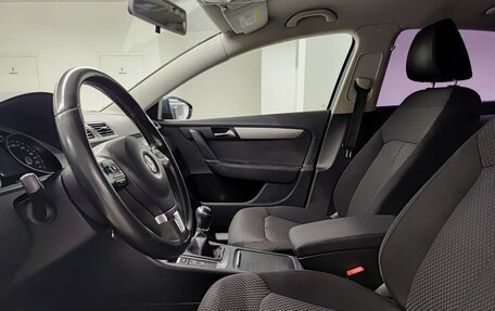 Volkswagen Passat B7, 2013 год, 880 000 рублей, 16 фотография