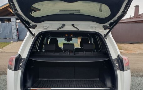 Toyota RAV4, 2019 год, 2 550 000 рублей, 4 фотография