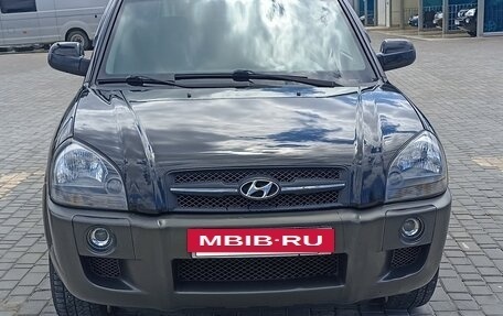 Hyundai Tucson III, 2006 год, 1 000 000 рублей, 3 фотография