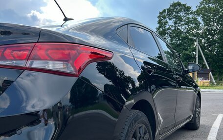 Hyundai Solaris II рестайлинг, 2017 год, 870 000 рублей, 5 фотография