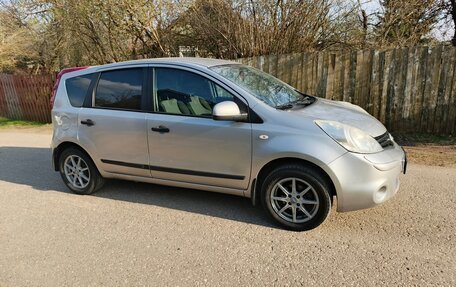 Nissan Note II рестайлинг, 2011 год, 650 000 рублей, 6 фотография