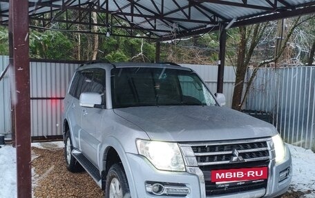 Mitsubishi Pajero IV, 2014 год, 2 450 000 рублей, 11 фотография