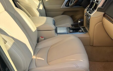 Toyota Land Cruiser 200, 2015 год, 4 250 000 рублей, 19 фотография