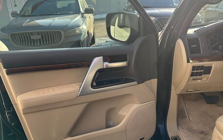 Toyota Land Cruiser 200, 2015 год, 4 250 000 рублей, 22 фотография