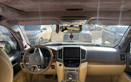 Toyota Land Cruiser 200, 2015 год, 4 250 000 рублей, 38 фотография
