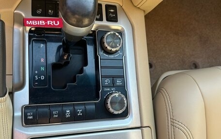 Toyota Land Cruiser 200, 2015 год, 4 250 000 рублей, 26 фотография