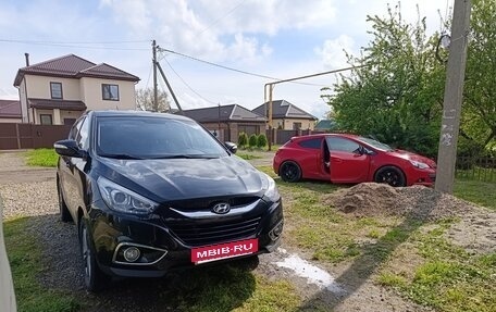 Hyundai ix35 I рестайлинг, 2013 год, 1 370 000 рублей, 2 фотография