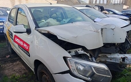 Renault Logan II, 2021 год, 299 000 рублей, 3 фотография
