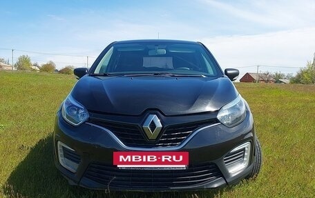 Renault Kaptur I рестайлинг, 2019 год, 1 350 000 рублей, 6 фотография