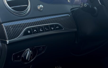 Mercedes-Benz S-Класс AMG, 2017 год, 11 000 000 рублей, 38 фотография