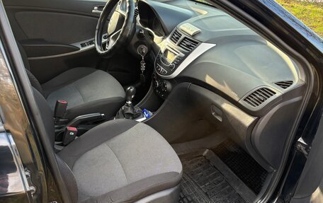 Hyundai Solaris II рестайлинг, 2013 год, 690 000 рублей, 7 фотография
