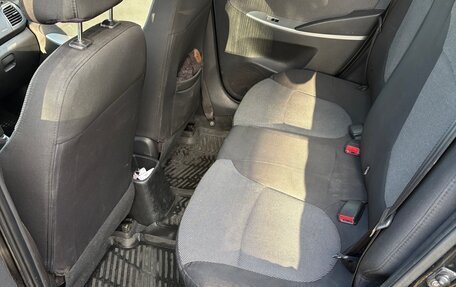 Hyundai Solaris II рестайлинг, 2013 год, 690 000 рублей, 12 фотография