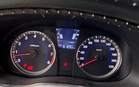 Hyundai Solaris II рестайлинг, 2013 год, 690 000 рублей, 15 фотография