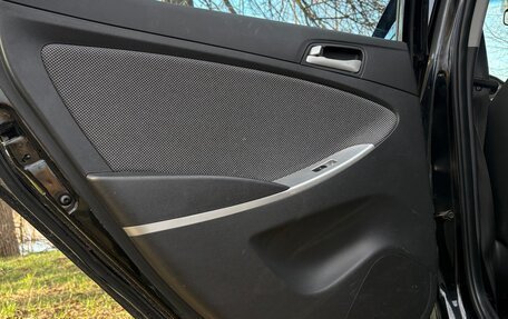 Hyundai Solaris II рестайлинг, 2013 год, 690 000 рублей, 11 фотография
