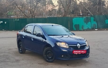 Renault Logan II, 2014 год, 650 000 рублей, 4 фотография