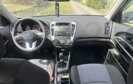 KIA cee'd I рестайлинг, 2011 год, 850 000 рублей, 4 фотография