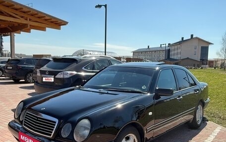 Mercedes-Benz E-Класс, 1997 год, 700 000 рублей, 3 фотография