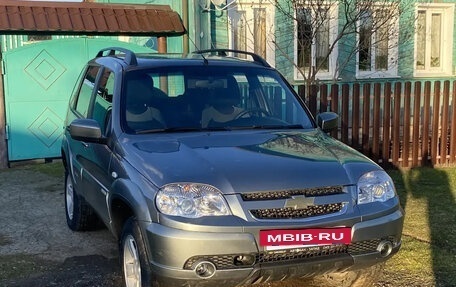 Chevrolet Niva I рестайлинг, 2014 год, 850 000 рублей, 5 фотография