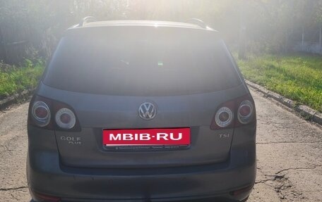 Volkswagen Golf Plus II, 2012 год, 640 000 рублей, 3 фотография