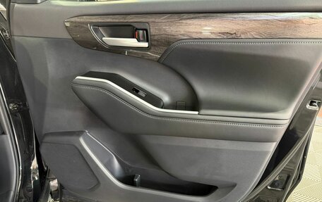 Toyota Highlander, 2026 год, 5 570 000 рублей, 24 фотография
