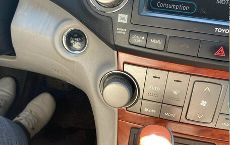 Toyota Highlander III, 2008 год, 1 400 000 рублей, 5 фотография