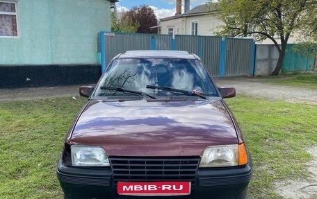 Opel Kadett E рестайлинг, 1991 год, 150 000 рублей, 1 фотография